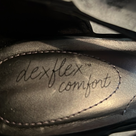 DexFlex Comfort Circle Open Toe Wedge - Picture 11 of 16